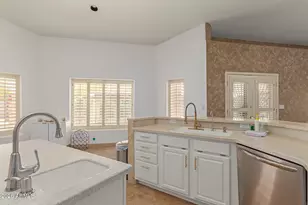 601 W San Marcos Dr, Chandler, AZ 85225 - Photo 15