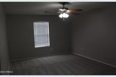 6815 S 41st Lane, Phoenix, AZ 85041 - Photo 15