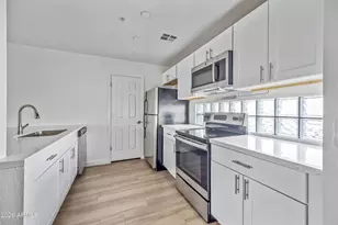 3065 N 67th Ave, Phoenix, AZ 85033 - Photo 1