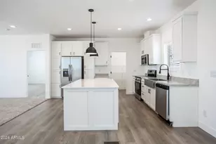 51937 W Wildwood Rd, Maricopa, AZ 85139 - Photo 11