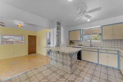 1502 E Hatcher Road, Phoenix, AZ 85020 - Photo 9