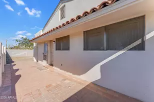 1502 E Hatcher Rd, Phoenix, AZ 85020 - Photo 37