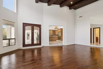 8303 N 61st Place, Paradise Valley, AZ 85253 - Photo 11