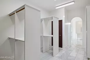 8303 N 61st Pl, Paradise Valley, AZ 85253 - Photo 39