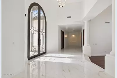 8303 N 61st Place, Paradise Valley, AZ 85253 - Photo 7