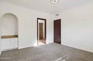 8303 N 61st Pl, Paradise Valley, AZ 85253 - Photo 53