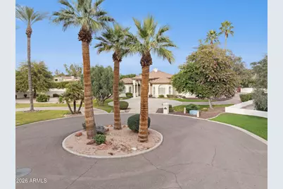 8303 N 61st Place, Paradise Valley, AZ 85253 - Photo 1