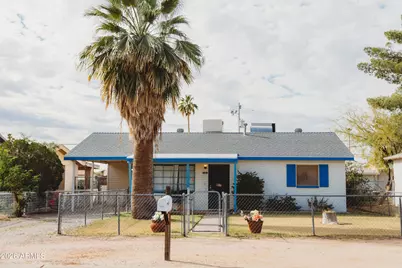 1323 N Center Avenue, Casa Grande, AZ 85122 - Photo 1