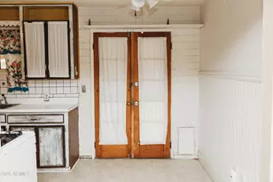 1323 N Center Ave, Casa Grande, AZ 85122 - Photo 9