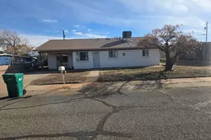 302 3rd St, Huachuca City, AZ 85616 - Photo 1