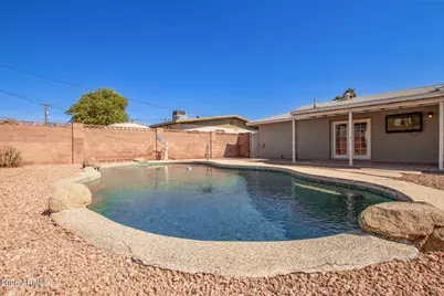 312 E Hermosa Drive, Tempe, AZ 85282 - Photo 1