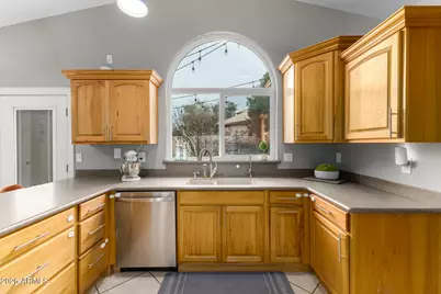 15025 S 40th Street, Phoenix, AZ 85044 - Photo 11