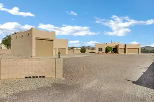 35219 N 10th St, Phoenix, AZ 85086 - Photo 1