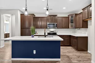 12248 W Country Club Ct, Sun City, AZ 85373 - Photo 9