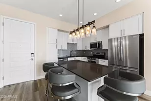 7300 E Earll Dr, Scottsdale, AZ 85251 - Photo 5