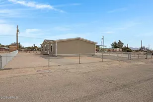 4615 N Sierra Dr, Casa Grande, AZ 85194 - Photo 1