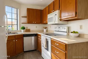 930 N Mesa Dr, Mesa, AZ 85201 - Photo 11