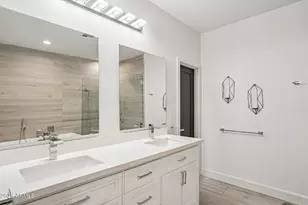 1434 E Weldon Ave, Phoenix, AZ 85014 - Photo 31