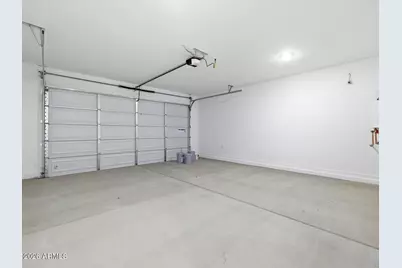 32984 N Vineyard Avenue, San Tan Valley, AZ 85143 - Photo 9