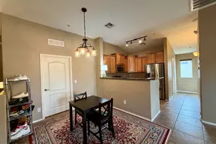 2725 E Mine Creek Rd, Phoenix, AZ 85024 - Photo 3