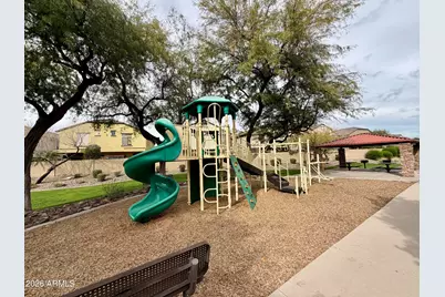 2725 E Mine Creek Road #2058, Phoenix, AZ 85024 - Photo 15