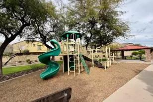 2725 E Mine Creek Rd, Phoenix, AZ 85024 - Photo 15