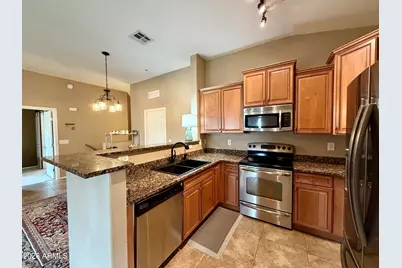 2725 E Mine Creek Road #2058, Phoenix, AZ 85024 - Photo 5