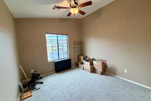 2725 E Mine Creek Rd, Phoenix, AZ 85024 - Photo 11