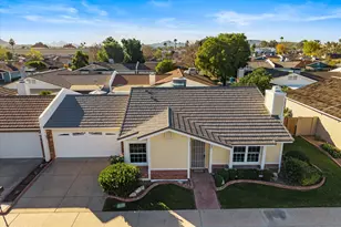 133 E Campo Bello Dr, Phoenix, AZ 85022 - Photo 7