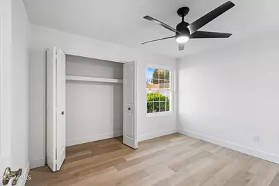 133 E Campo Bello Drive, Phoenix, AZ 85022 - Photo 25