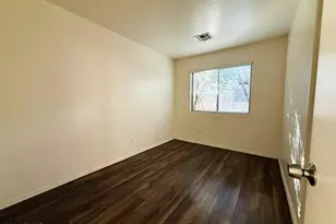 10010 N 7th Ave, Phoenix, AZ 85021 - Photo 17