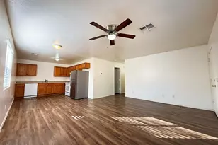 10010 N 7th Ave, Phoenix, AZ 85021 - Photo 7