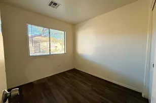10010 N 7th Ave, Phoenix, AZ 85021 - Photo 15