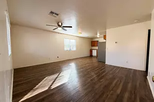 10010 N 7th Ave, Phoenix, AZ 85021 - Photo 3
