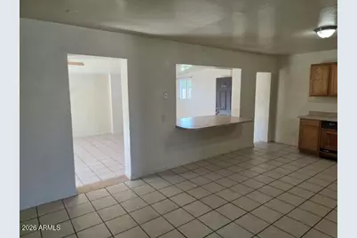 6044 N 42nd Avenue, Phoenix, AZ 85019 - Photo 5