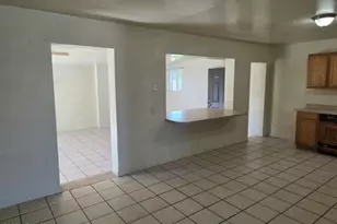 6044 N 42nd Ave, Phoenix, AZ 85019 - Photo 5