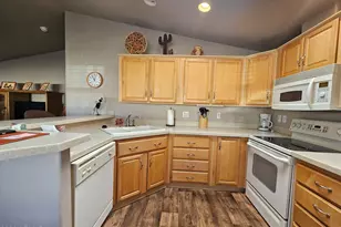 650 N Hawes Rd, Mesa, AZ 85207 - Photo 21