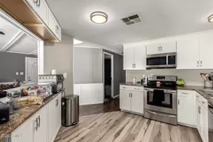 245 S 56th St, Mesa, AZ 85206 - Photo 13