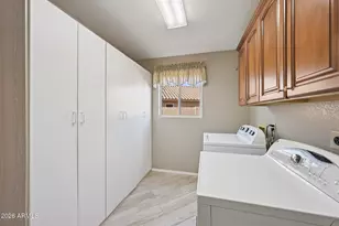 19506 N 89th Dr, Peoria, AZ 85382 - Photo 37