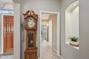 19506 N 89th Dr, Peoria, AZ 85382 - Photo 11