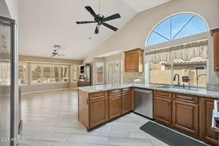 19506 N 89th Dr, Peoria, AZ 85382 - Photo 25