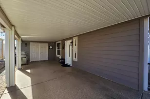 650 N Hawes Rd, Mesa, AZ 85207 - Photo 9