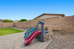 22463 E Desert Spoon Dr, Queen Creek, AZ 85142 - Photo 29