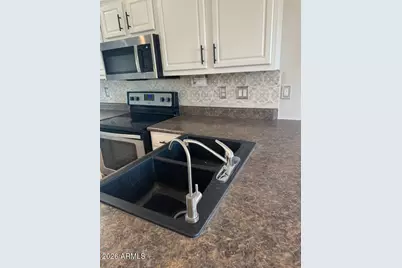 10876 W San Lazaro Drive, Arizona City, AZ 85123 - Photo 5