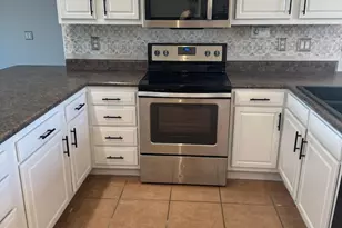 10876 W San Lazaro Dr, Arizona City, AZ 85123 - Photo 5