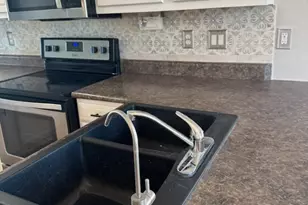 10876 W San Lazaro Dr, Arizona City, AZ 85123 - Photo 7