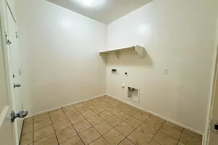 6218 W Laurie Ln, Glendale, AZ 85302 - Photo 27