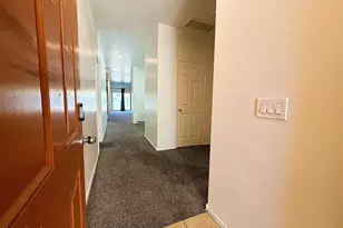 6218 W Laurie Ln, Glendale, AZ 85302 - Photo 7