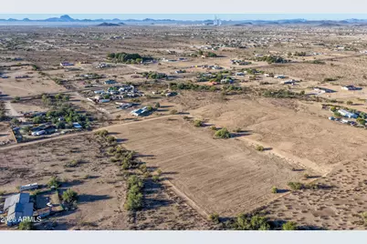 2-L Van Buren Street #L, Tonopah, AZ 85354 - Photo 7