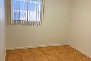 2339 N 48th Dr, Phoenix, AZ 85035 - Photo 11